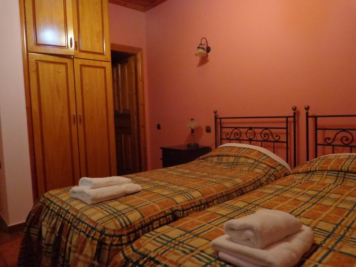 Alonaki Guesthouse Platanos  Bagian luar foto