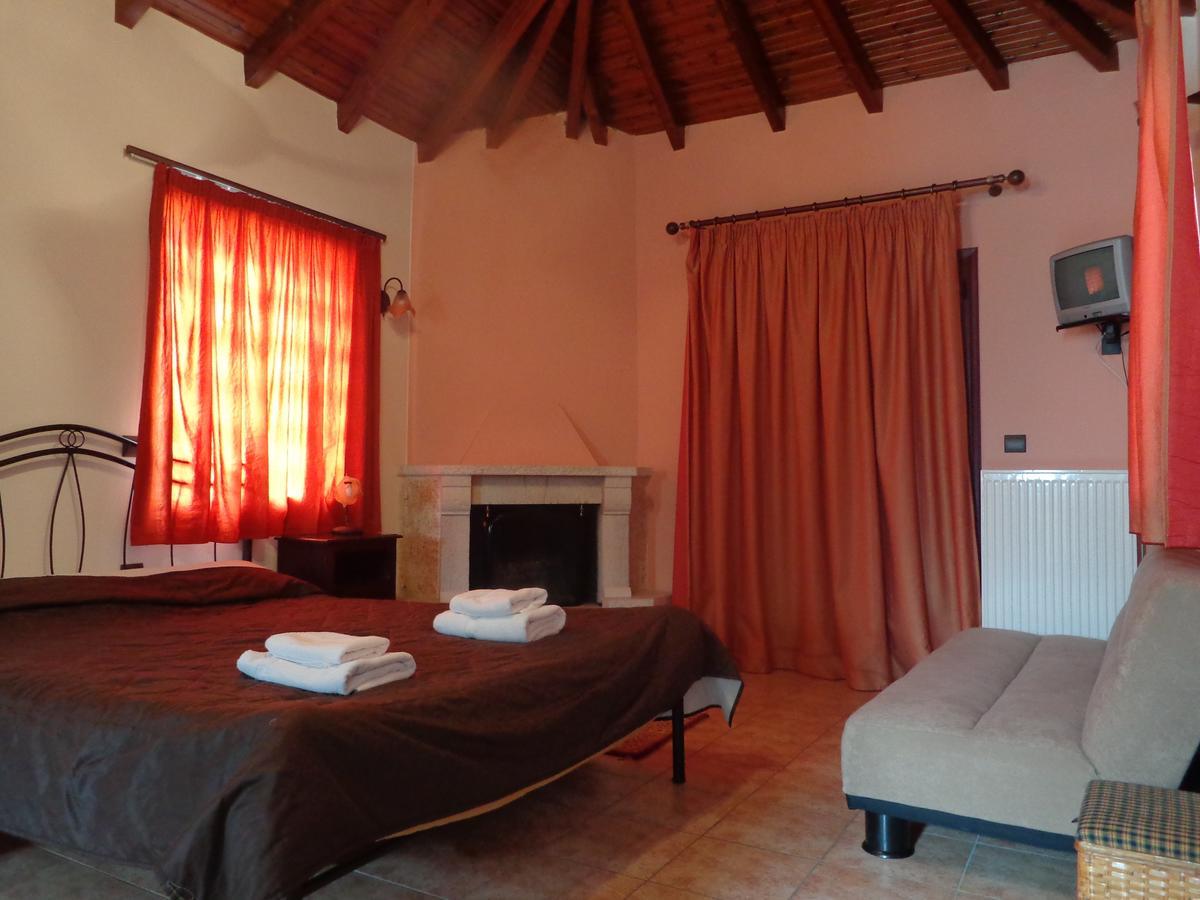 Alonaki Guesthouse Platanos  Bagian luar foto